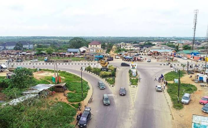 Epe boarders Lagos and Ogun